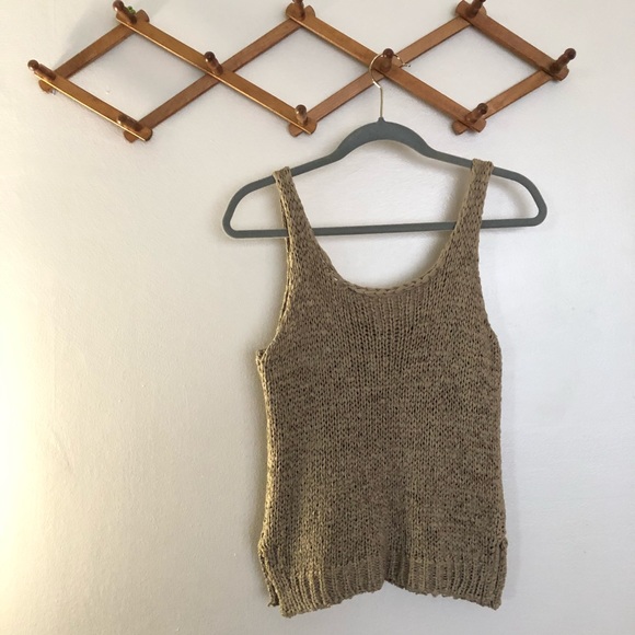 Moon River Woven Knit Sleeveless Tank Top - Picture 2 of 7
